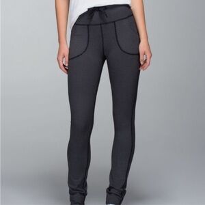 Lululemon Skinny Will Pants Diamond Dot, sz 2
